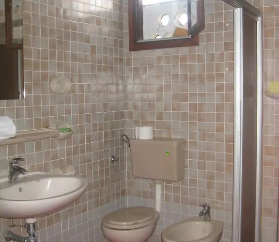 Apartmani Lukin * Betina (Sibenik-Knin)